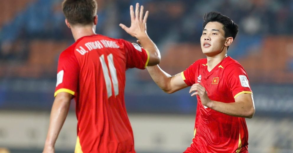 Tuyển Việt Nam đón tin vui từ FIFA sau chiến thắng nhọc nhằn缩略图