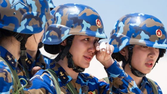 Văn Mai Hương bị chấn thương缩略图