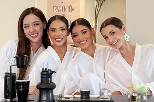 Vì sao hoa hậu Bảo Ngọc liên tục xuất hiện cùng top 3 Miss World sau chung kết?缩略图