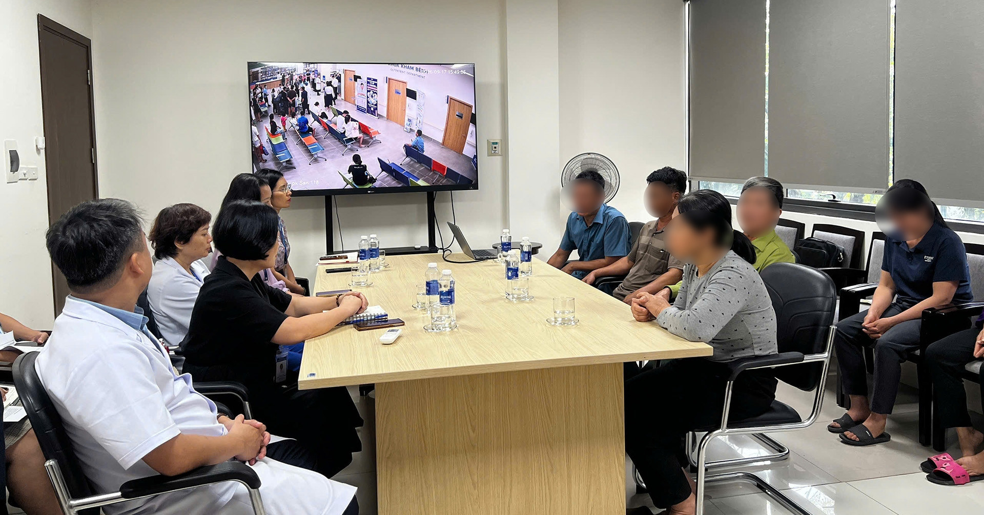 Vụ cô gái mang thai giả: Gặp gia đình 6 người bị khởi tố, bệnh viện ứng xử bất ngờ缩略图