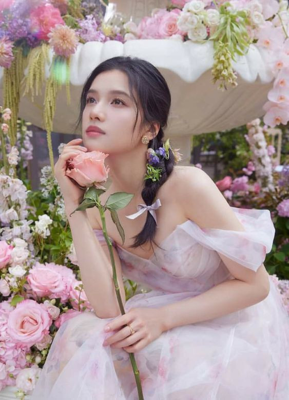 Thần Tài soi chiếu, quý nhân tương trợ sau ngày 28/10/2026, 3 con giáp của nả đầy nhà, sự nghiệp vụt sáng缩略图
