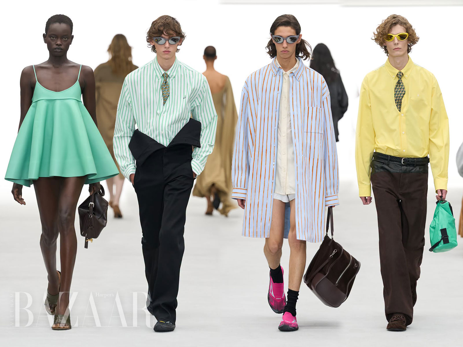 LOEWE Xuân Hè 2027: Tinh thần nước Mỹ gặp gỡ Tây Ban Nha缩略图