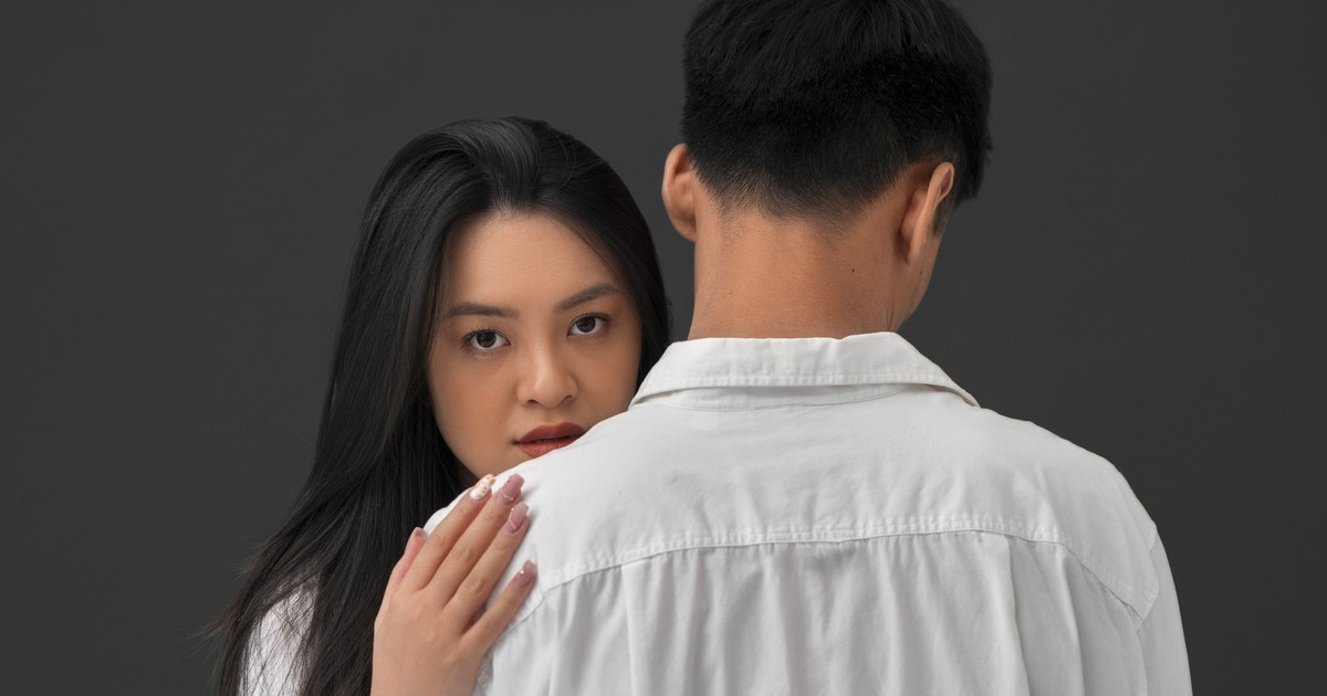 Áp lực lập gia đình , nhiều cô gái phải nhìn sắc mặt bạn trai để sống缩略图