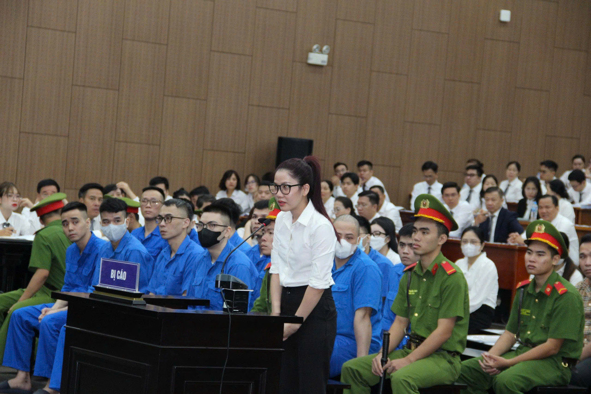 Bạn gái Mr Pips khai 44,8 tỷ đồng tiền mặt chất đầy trong tủ quần áo缩略图