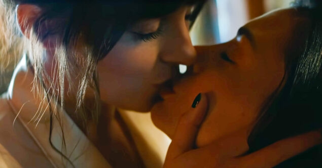 Cảnh nóng của hai mỹ nhân đẹp nhất thế giới trong phim 18+ đang gây sốt缩略图