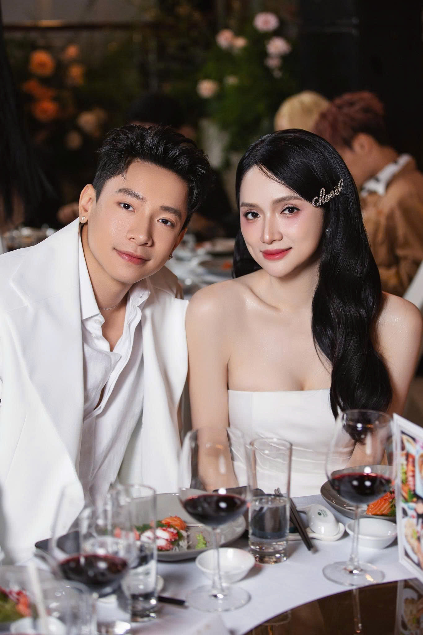 Hoa hậu Hương Giang xác nhận đang độc thân, khán giả gọi tên Phú Cường缩略图