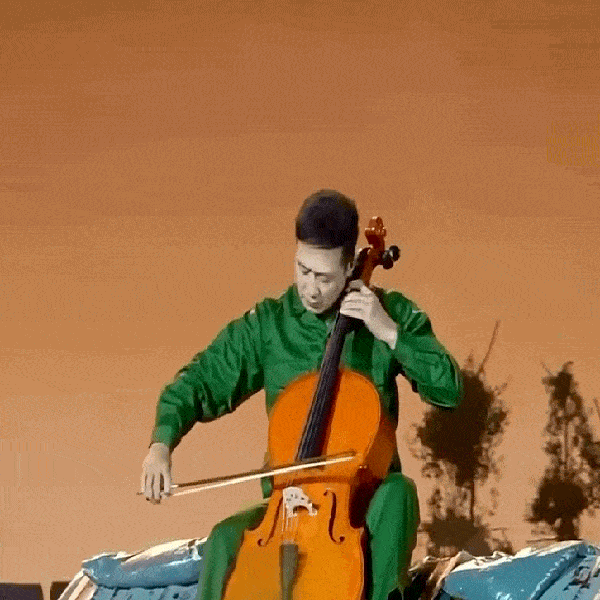 Hoàng tử cello tái xuất: MC nổi tiếng khắp Việt Nam là thủ khoa Nhạc viện, cứ lên sân khấu khắc &amp;apos;hóa thần&amp;apos;缩略图
