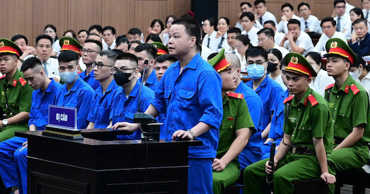 Lê Khắc Ngọ muốn dùng thêm &amp;apos;siêu xe&amp;apos; để khắc phục hậu quả vụ án缩略图