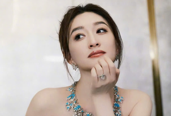 &amp;apos;Chị đẹp&amp;apos; nổi tiếng xác nhận ly hôn chồng doanh nhân sau 11 năm chung sống缩略图