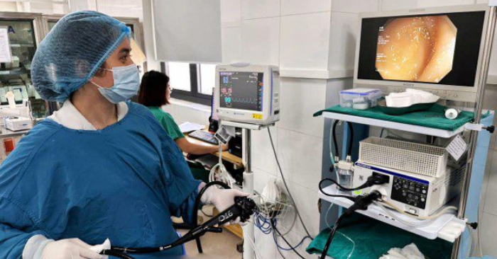 Mê món thịt bò, người phụ nữ ngỡ ngàng khi đi khám tiêu hóa缩略图