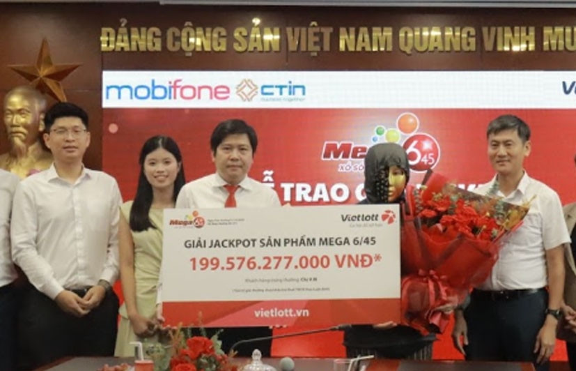Một phụ nữ ở An Giang trúng giải độc đắc Vietlott gần 200 tỷ缩略图
