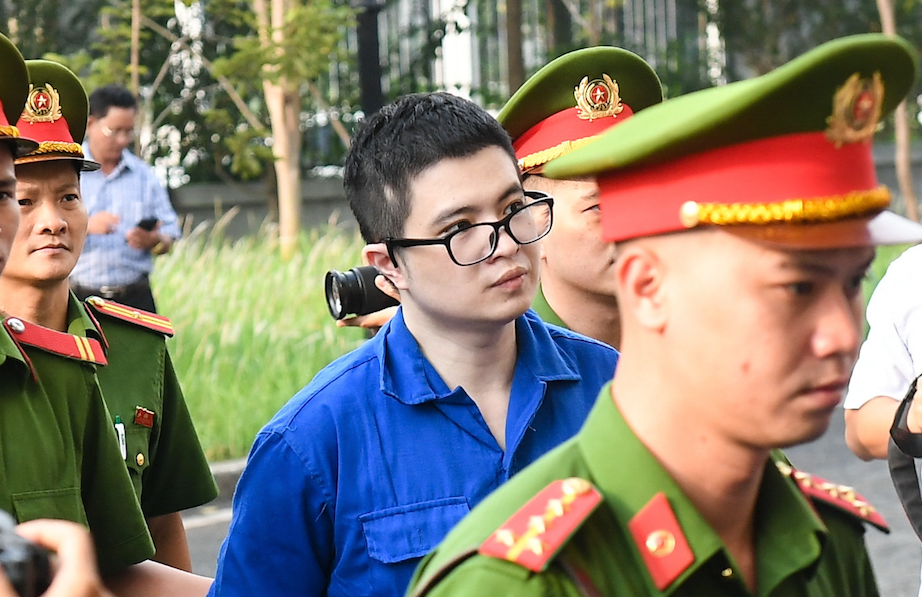 Phó Đức Nam khai ra ‘trùm cuối&amp;apos; đứng đầu chuỗi lừa đảo chiếm đoạt hơn 1.500 tỷ缩略图
