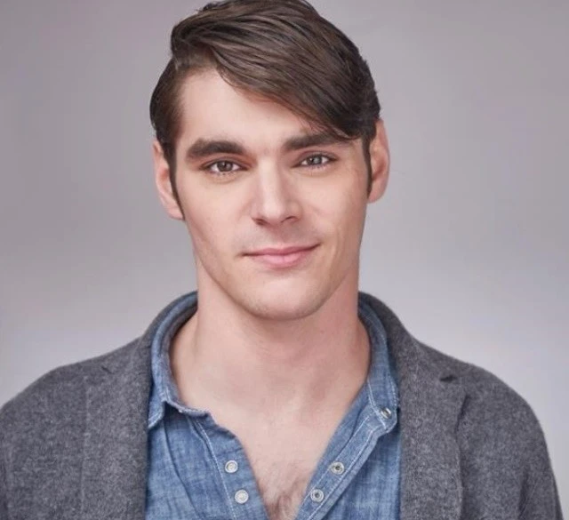 RJ Mitte của &amp;apos;Breaking Bad&amp;apos; đã qua đời ở tuổi 34缩略图