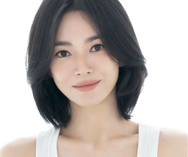 Song Hye Kyo đã tìm thấy &amp;apos;bến đỗ&amp;apos; mới缩略图