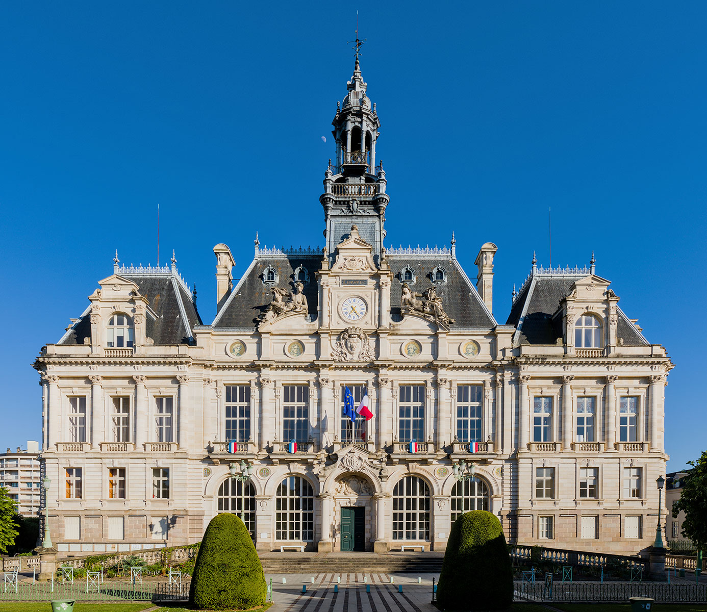 Limoges, thủ phủ gốm sứ Pháp, mất đi tòa thị chính 143 năm tuổi缩略图