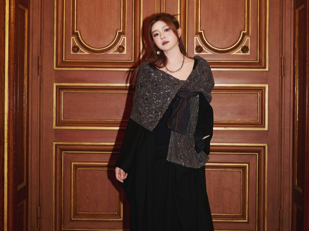 Trần Nghiên Hy nổi loạn với mái tóc kiểu visual kei dự show Yohji Yamamoto缩略图