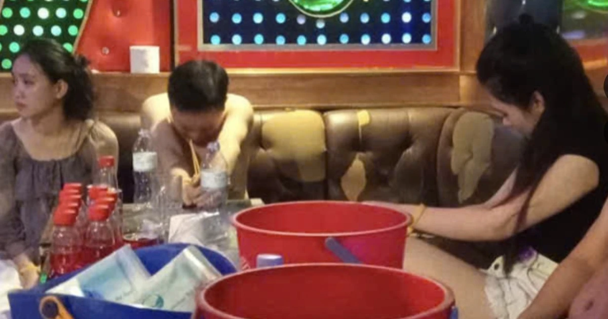 Triệt phá &amp;apos;đại tiệc&amp;apos; ma tuý tại quán karaoke ở Hưng Yên缩略图