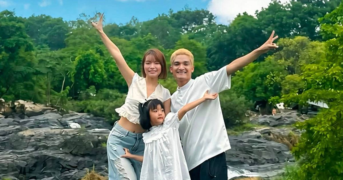 Vợ nam diễn viên quê Hải Phòng mua 6 tờ vé số, 2 tờ trúng thưởng, chồng thốt lên 5 chữ缩略图